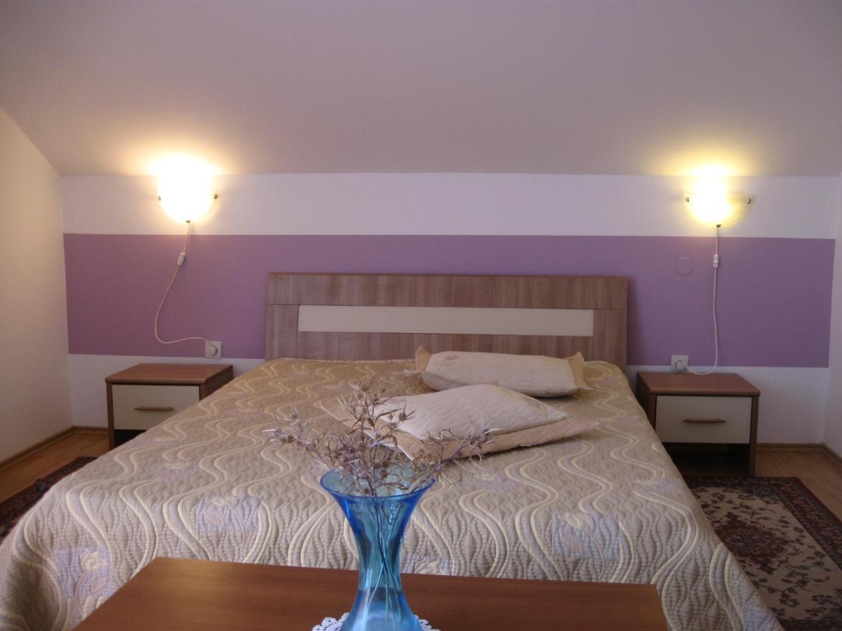 Hotel Wisteria Teodo Esterno foto